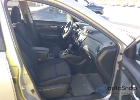 2017 Nissan Rogue S z USA, uszkodzony, nr VIN KNMAT2MV2HP516439